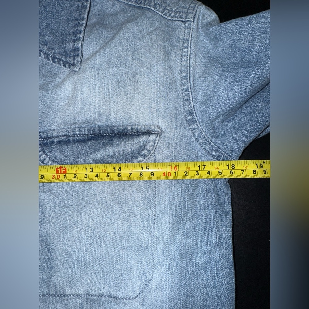 Democracy Ombré Denim Blue Top with cute Buttons size xs  EUC - Picture 10 of 11